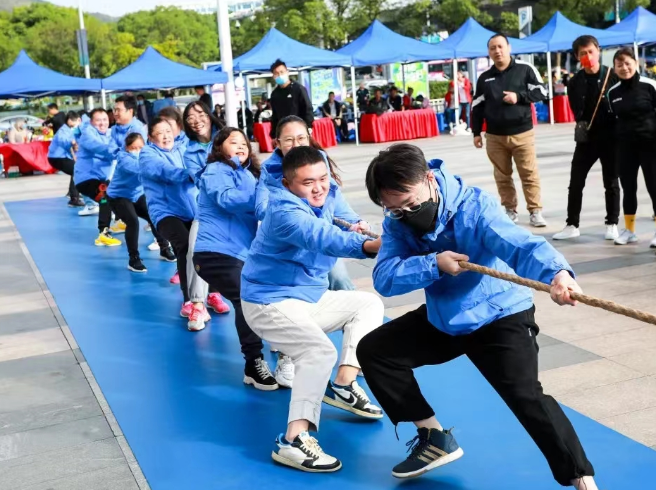 “躍動(dòng)錫城·活力濱湖”全民健身社區(qū)運(yùn)動(dòng)會(huì)暨2022無錫市濱湖區(qū)全民健身運(yùn)動(dòng)會(huì)拔河比賽舉辦